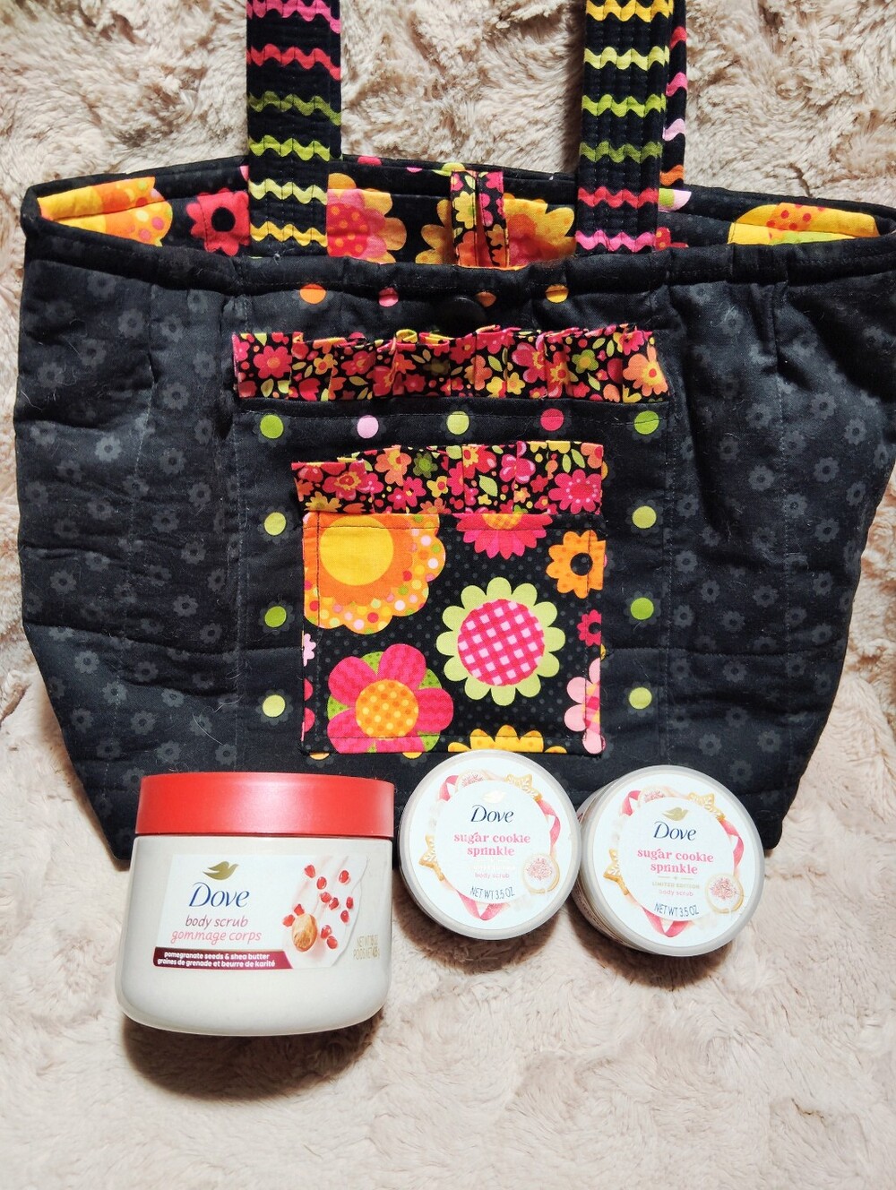 Dove Body Scrub Bundles With Floral Quilted Bag